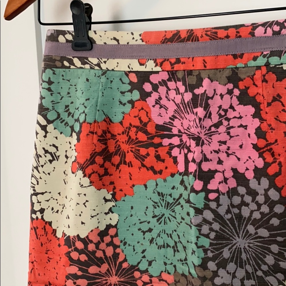 Spring Pencil Skirt - Picture 2 of 4